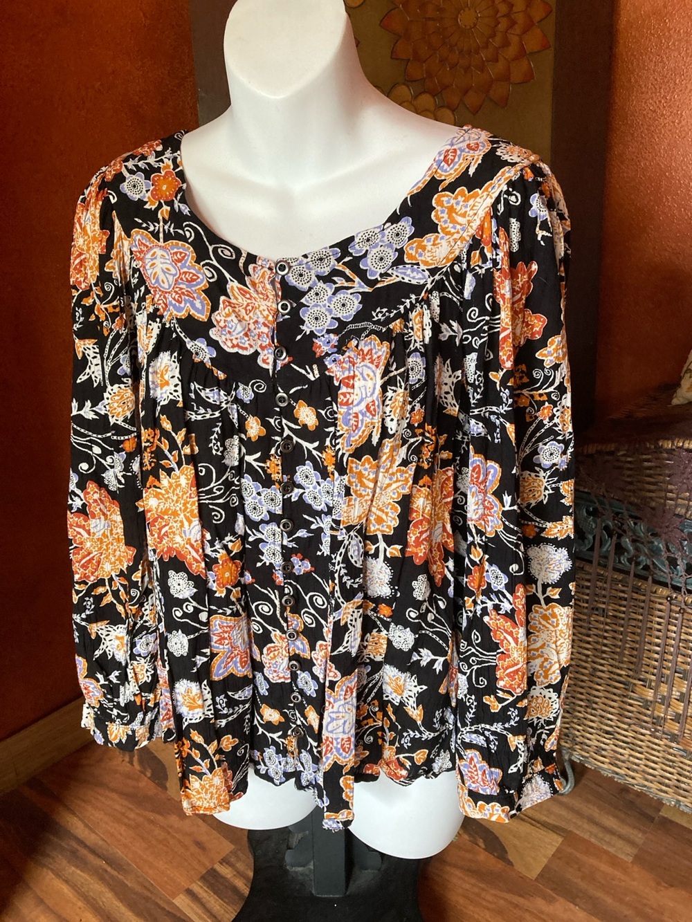 Nicole Miller Large long sleeve boho patterned flowy top
